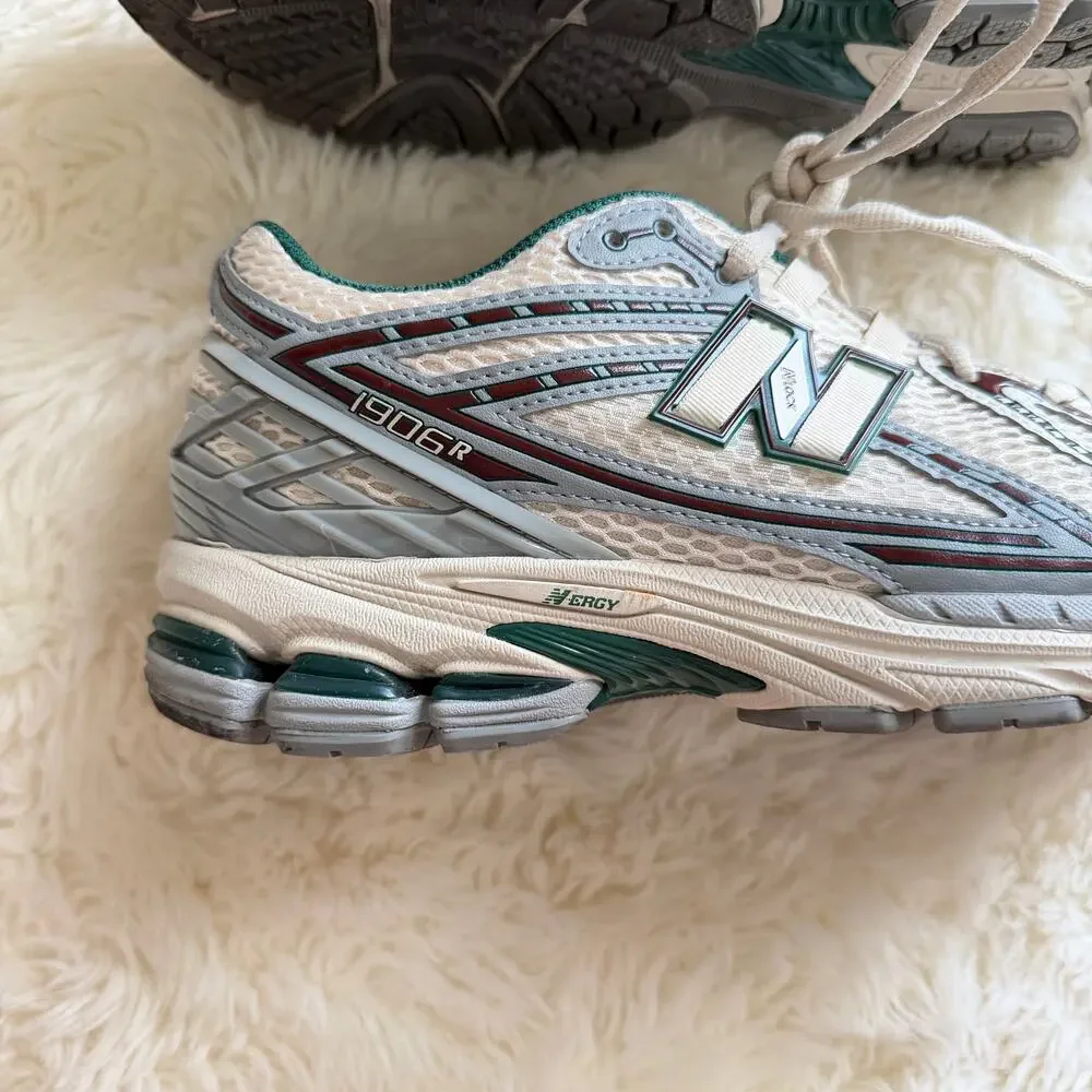 New Balance 1906R Cream Green Sneakers